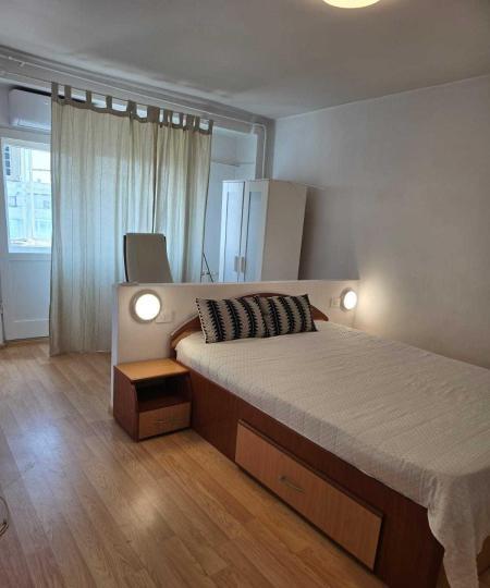 Apartament 2 Camere 1997 64MP pe Bd Decebal METROU Muncii