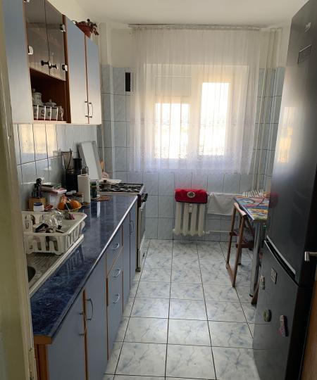 Apartament 2 Camere 1982 SPATIOS Rond Baba Novac METROU Dristor