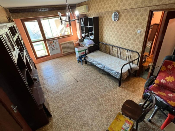 Vand apartament cu 3 camere in zona Gorjului, 7 minute metrou!