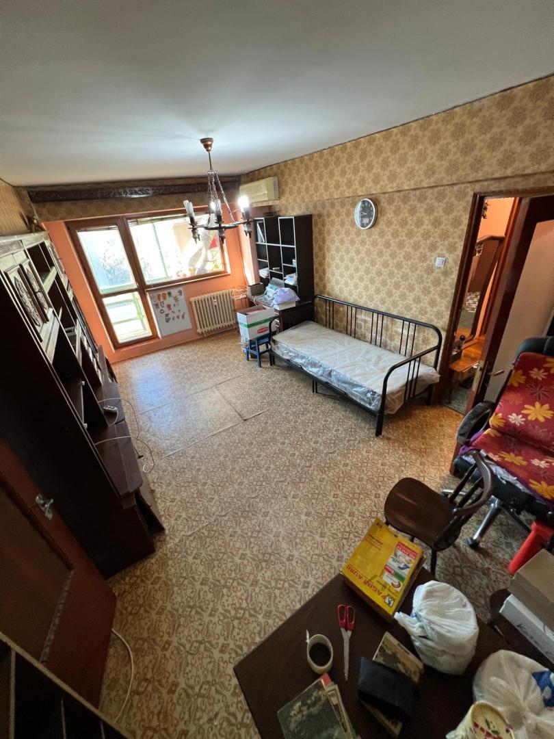 Vand apartament cu 3 camere in zona Gorjului, 7 minute metrou!