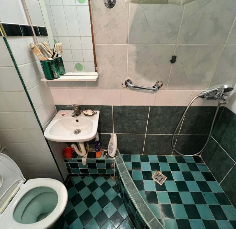 Vand apartament cu 3 camere in zona Gorjului, 7 minute metrou!