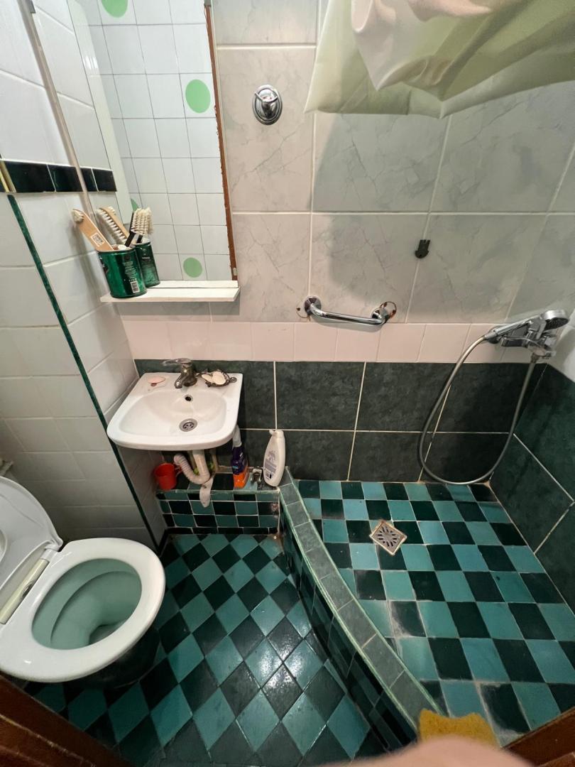 Vand apartament cu 3 camere in zona Gorjului, 7 minute metrou!