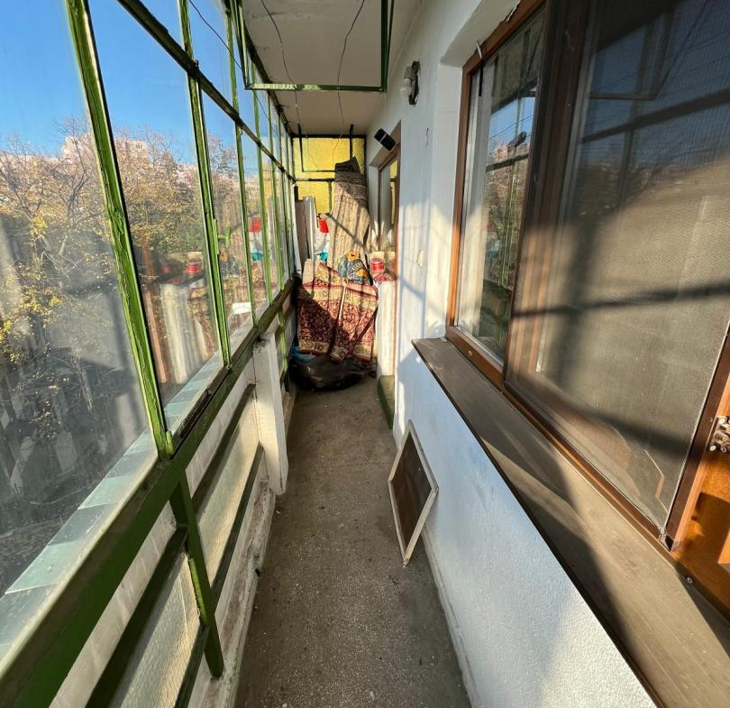 Vand apartament cu 3 camere in zona Gorjului, 7 minute metrou!