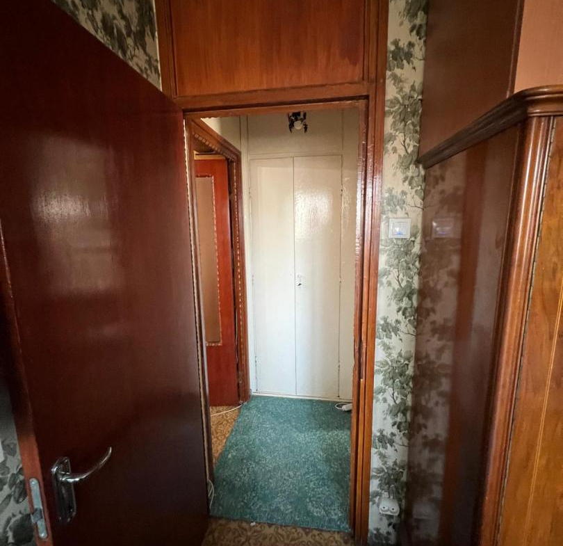 Vand apartament cu 3 camere in zona Gorjului, 7 minute metrou!