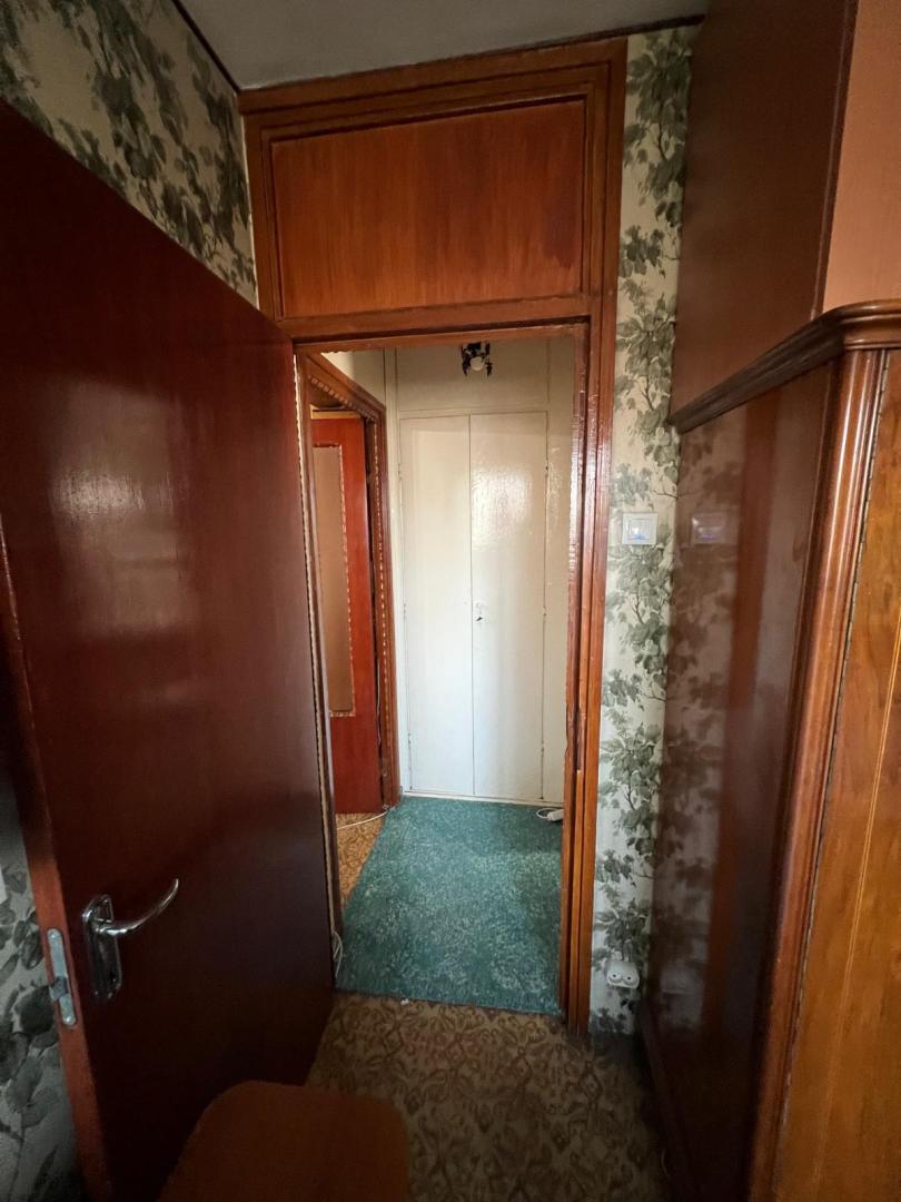 Vand apartament cu 3 camere in zona Gorjului, 7 minute metrou!