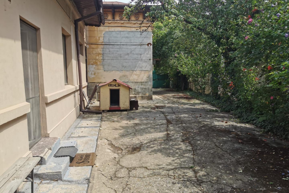 Cel mai ieftin teren central!!! –  in zona Calea 13 Septembrie –