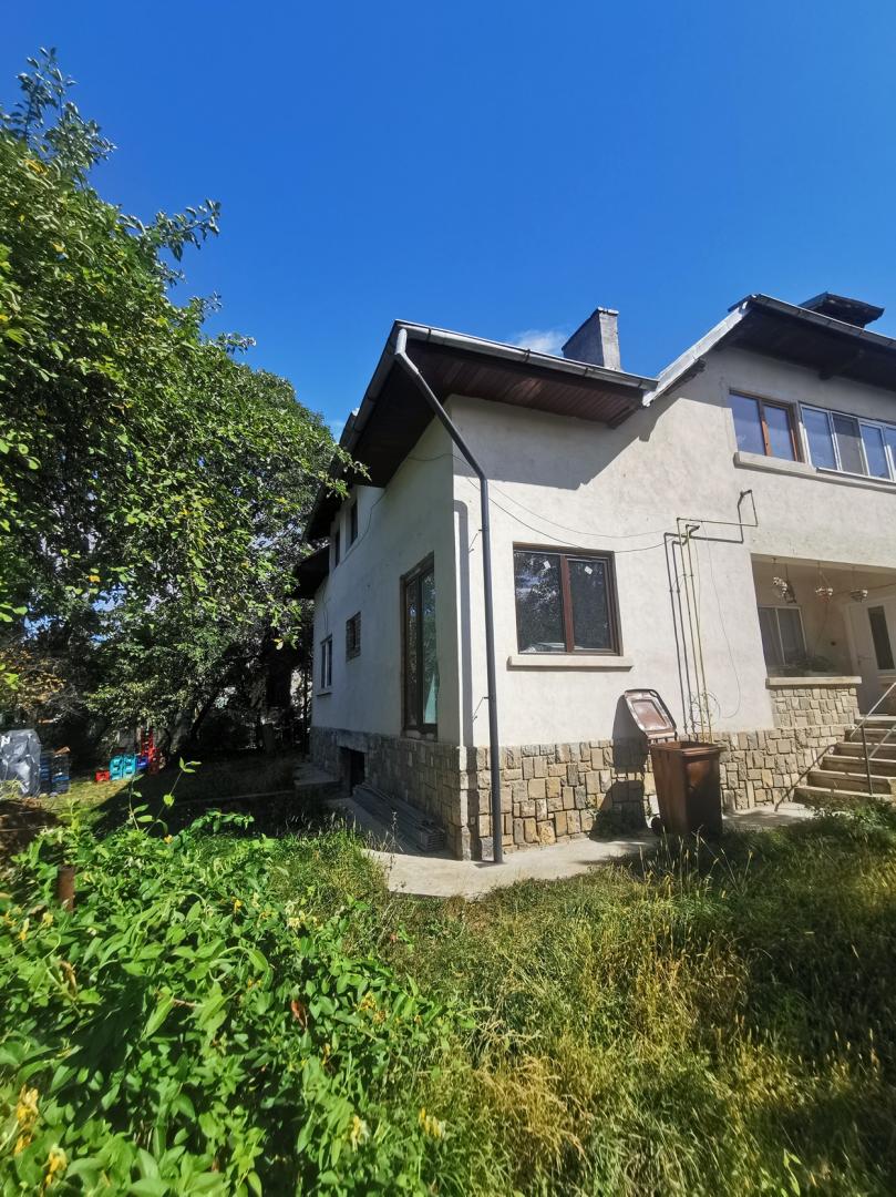 Casa P+S cu teren ultracentral in Breaza – vis-a-vis de Liceul Militar