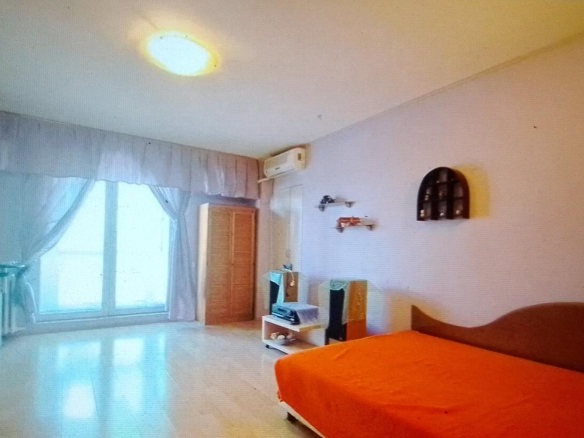 Apartament 3 Camere 1994 pe bd Nerva Traian METROU Pret EXCELENT