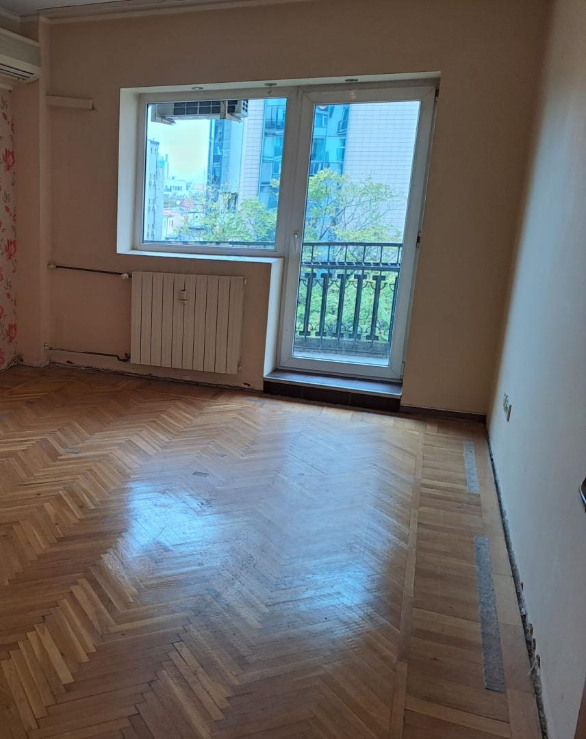 pitagora-315857234-3-5a36b751-foto-5-bis_orig Apartament 3 camere SPATIOS chiar pe Bd UNIRII
