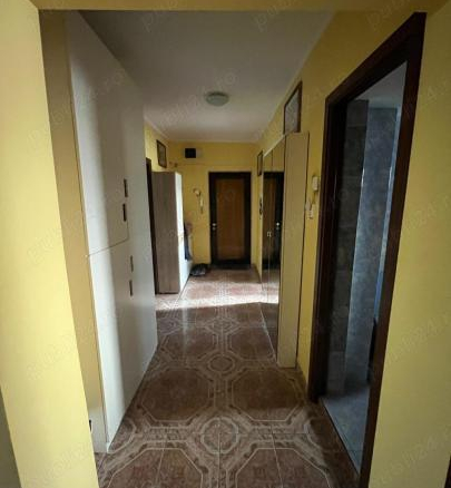 Vanzari 3 Camere Unirea Shopping Center Metrou 3 min