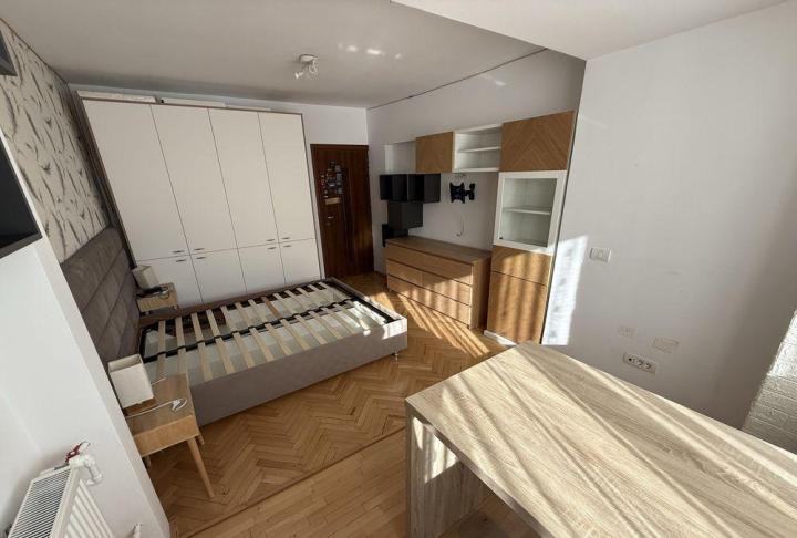 Apartament 3 Camere RENOVAT SUPERB Pta Alba Iulia