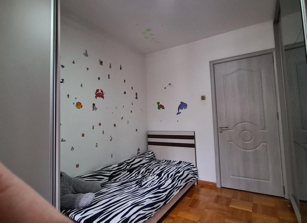 Vand apartament 4 camere, in zona Strada Covasna – cartier Berce