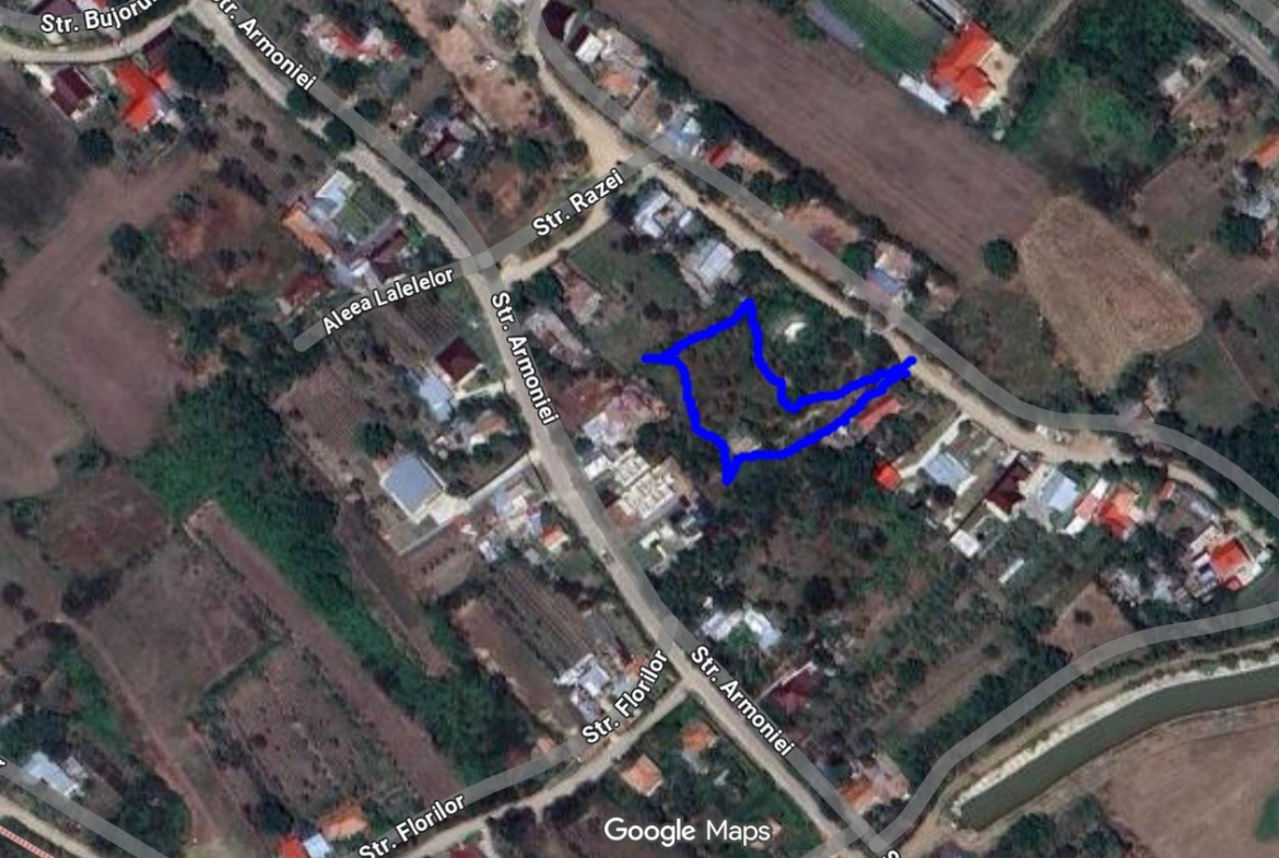 Vand Teren 1723 mp cu casa 3 camere in comuna Merei Judet Buzau