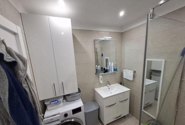 Vand apartament 3 camere, mobilat – utilat in zona Viilor, sector 5