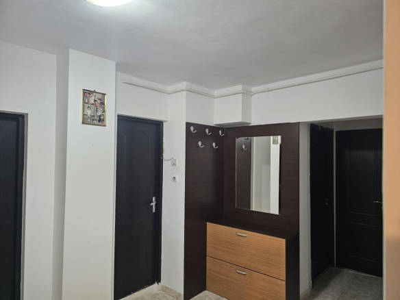Apartament 3 Camere 1988 MONOLIT McDonalds Dristor METROU