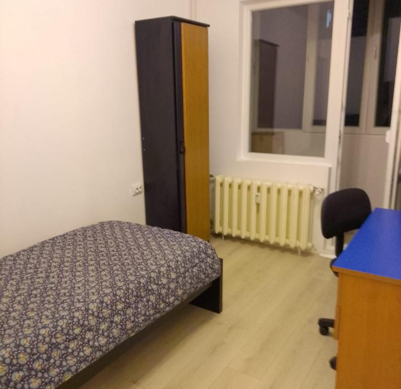 Apartament 3 Camere Rm Sarat Dristor METROU