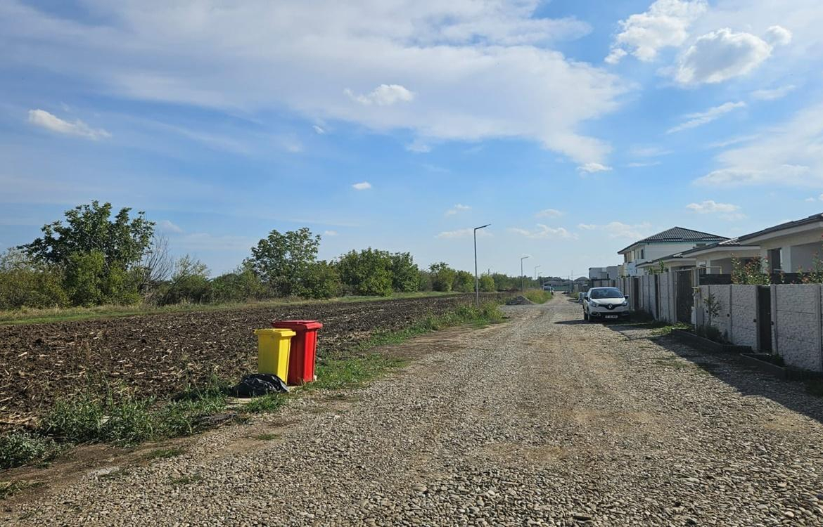 Vand lot de 1000mp in zona Tunari. Cel mai ieftin din zona!