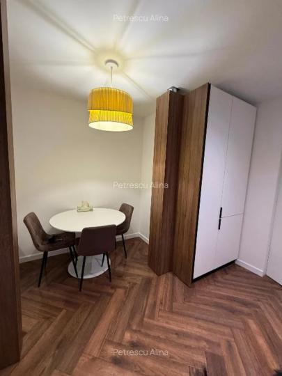 Vand ap deosebit cu 3 camere  in zona Stefan Cel Mare – Obor