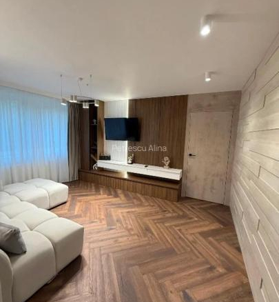 Vand ap deosebit cu 3 camere  in zona Stefan Cel Mare – Obor