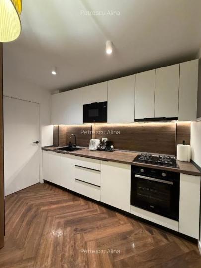 Vand ap deosebit cu 3 camere  in zona Stefan Cel Mare – Obor