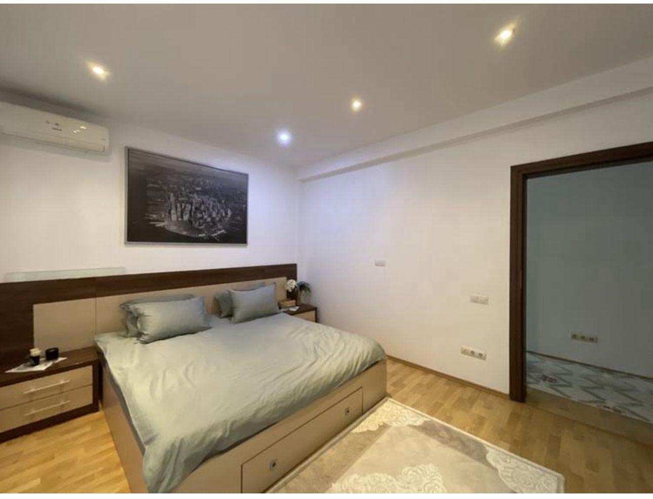 Vand apartament cu 4 camere in zona Pipera – Emil Racovita