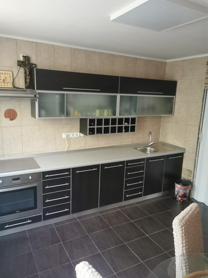 Inchiriez casa, singur in curte in zona Iriceanu – Aparatorii Patriei