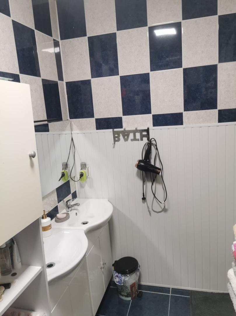 Inchiriez casa, singur in curte in zona Iriceanu – Aparatorii Patriei