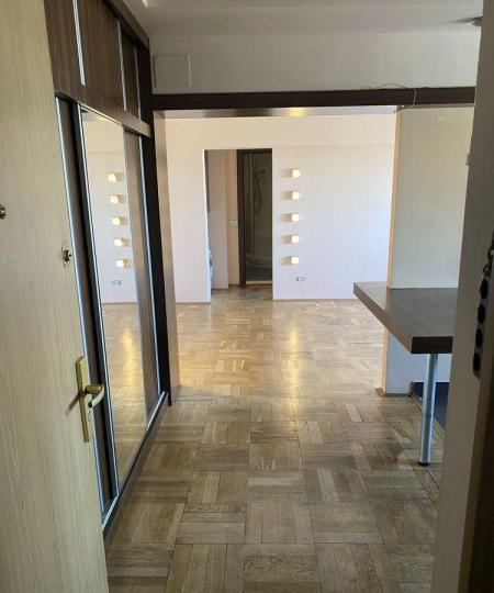 Apartament 2 Camere 1987 MONOLIT Calarasilor Muncii METROU