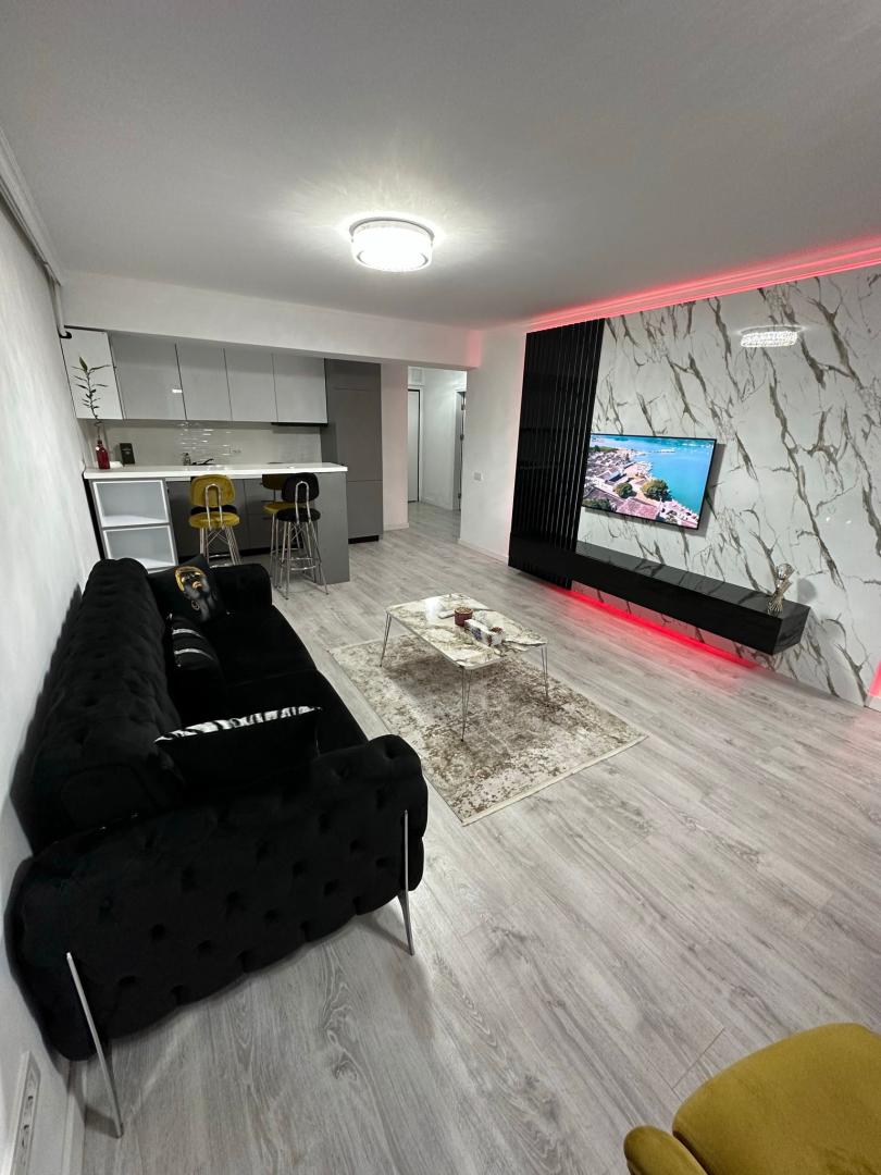 Inchiriez apartament 2 camere in Complex Rose Residence Pipera