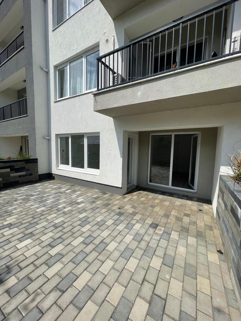 Vand apartament 2 camere in Complex Rose Residence Pipera