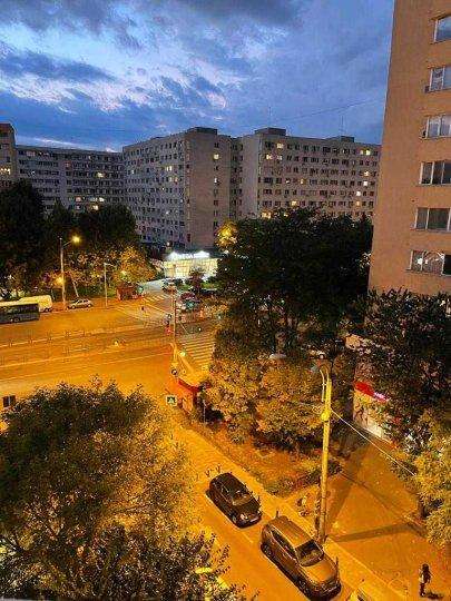 Bucur Obor- Bloc Almo- metrou 2 min