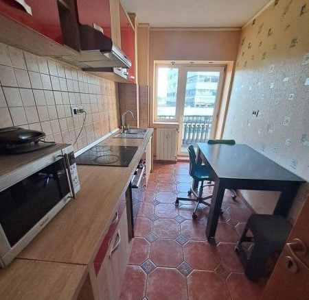 Apartament 3 Camere chiar pe Bd Unirii