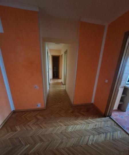 Apartament 3 Camere chiar pe Bd Unirii