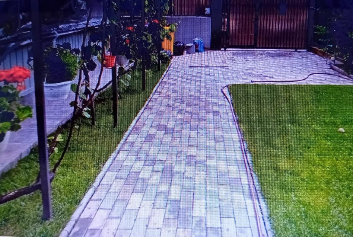 5 min metrou Iancului Casa renovata 2020 D+P+Pod pe teren 295 mp