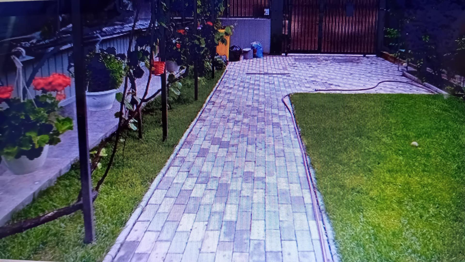5 min metrou Iancului Casa renovata 2020 D+P+Pod pe teren 295 mp