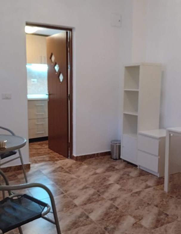 5 min metrou Iancului pt chirie 2 camere Cf.1 mobilat utilat la curte