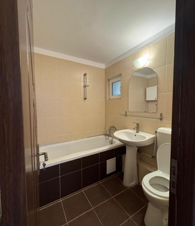 Iancului / Avrig / 4 minute Metrou Iancului / bl 1981 / renovat /