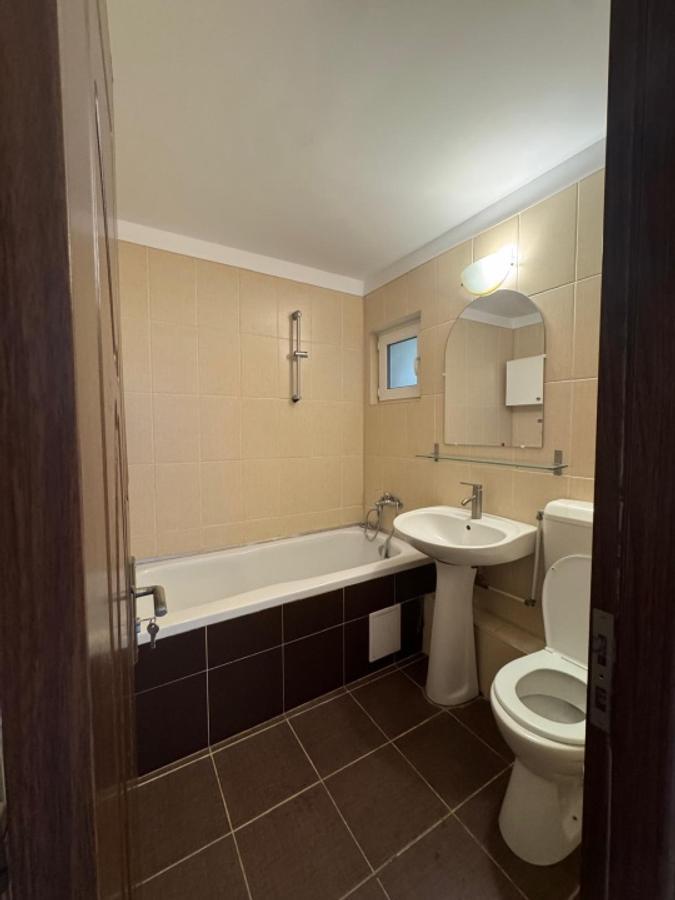 Iancului / Avrig / 4 minute Metrou Iancului / bl 1981 / renovat /