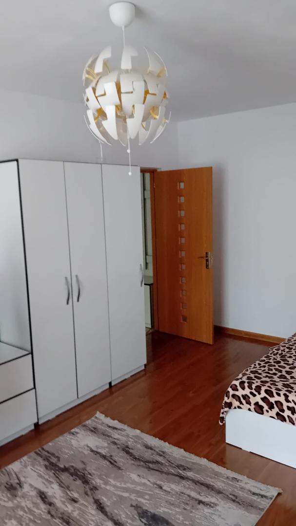 10 MIN PARC IOR METROU TITAN GARS CF.1 DECOMANDAT CU BALCON ETAJ 3/4