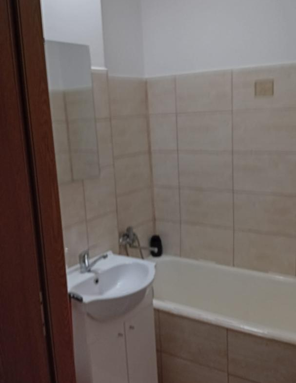 10 MIN PARC IOR METROU TITAN GARS CF.1 DECOMANDAT CU BALCON ETAJ 3/4