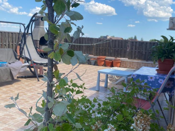 Vand apartament 2 camere Linda Residence Industriilor