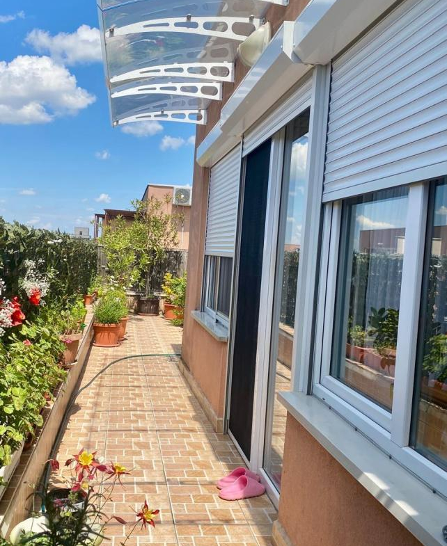 Vand apartament 2 camere Linda Residence Industriilor