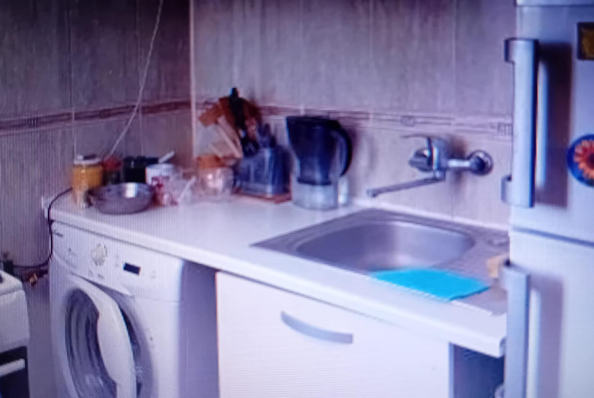 5 min Metrou Parc Maior Coravu Cf.1 cu balcon etaj 7/10 bloc 2 lifturi