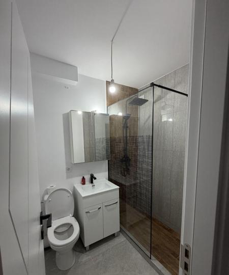 Vatra Luminoasa/ et 5 / renovat la cheie / Metrou 5 min /