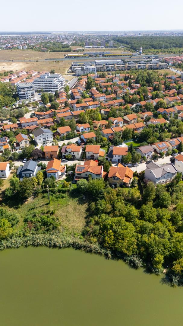 Vand Apartament 2 camere in imobil nou Pipera