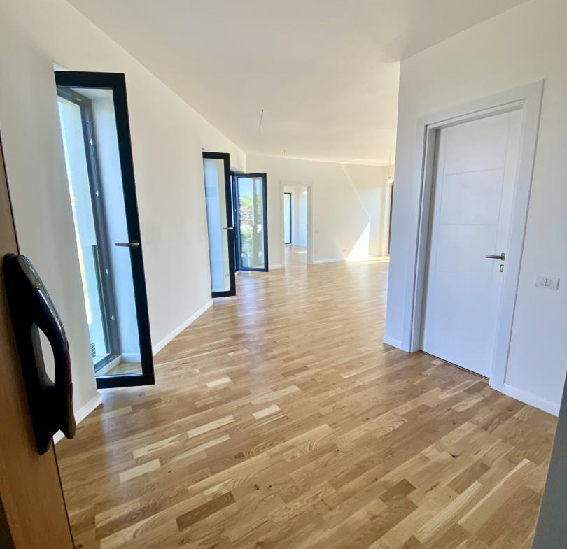 Vand Apartament 2 camere in imobil nou Pipera