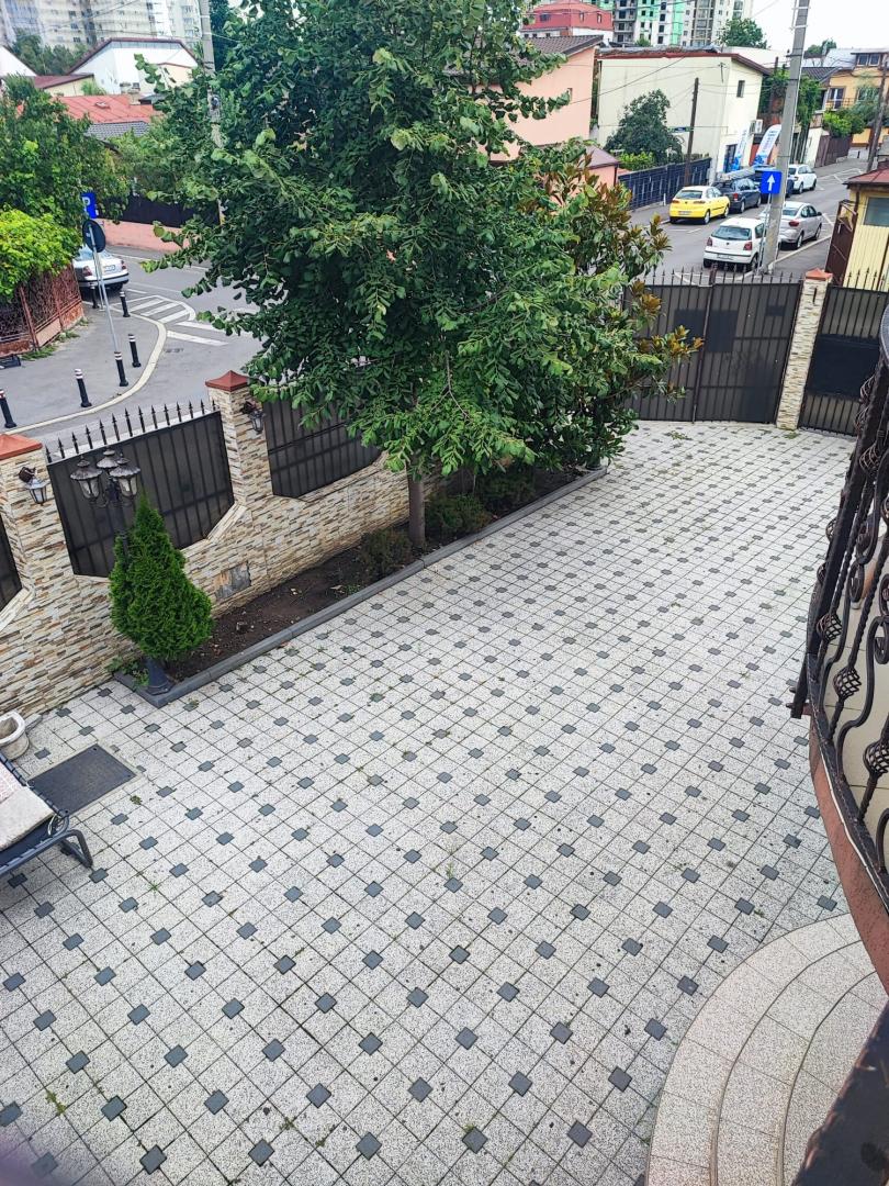 Vand Vila P+1 Barbu Bradescu nr 35 sector 2.