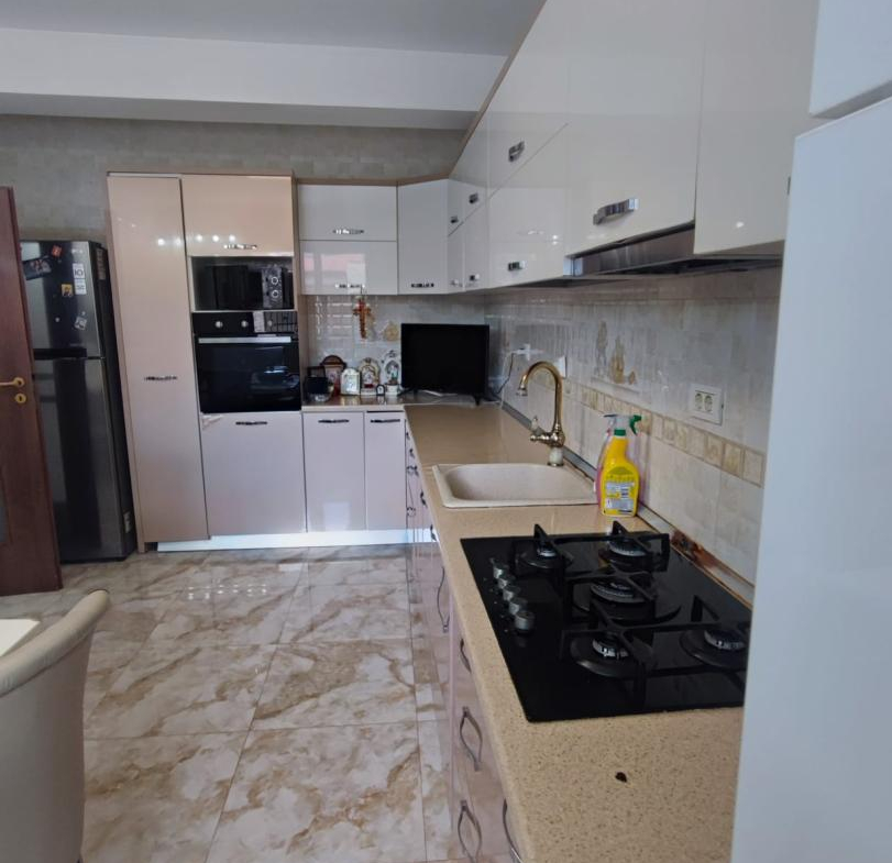 Vand Vila P+1 Barbu Bradescu nr 35 sector 2.