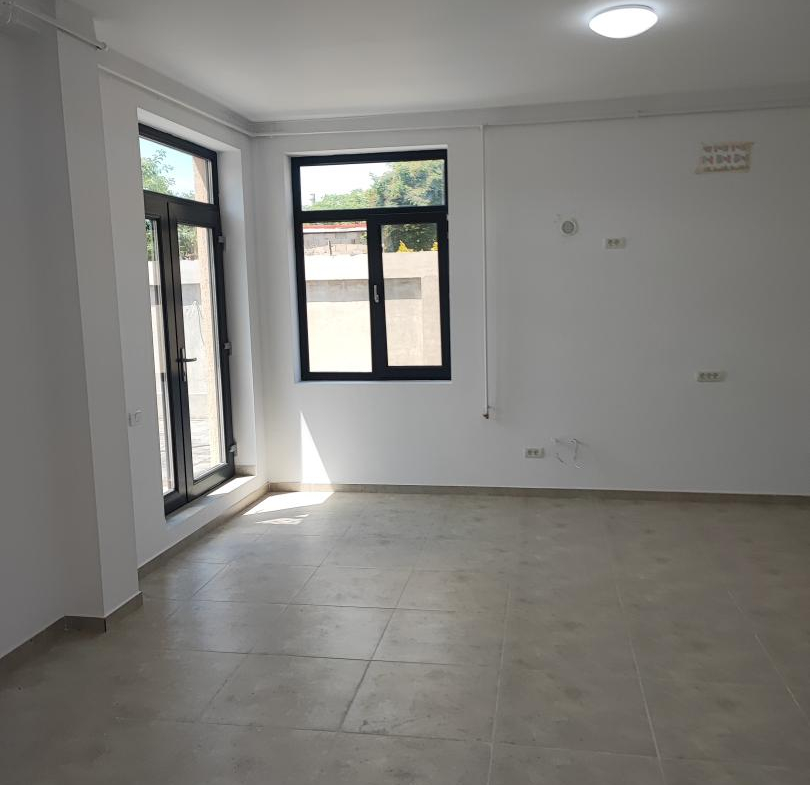 Inchiriez spatiu comercial -189mp – Titan – Bv Nicolae Grigorescu