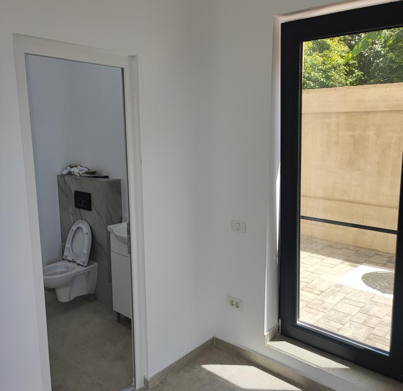 Inchiriez spatiu comercial -189mp – Titan – Bv Nicolae Grigorescu